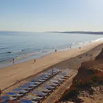 Refugio Na Da Falesia, A Pe E Golfe, Alfamar E Falesia Apartment