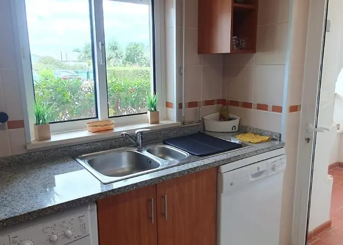 Alfamar E Falesia * Albufeira